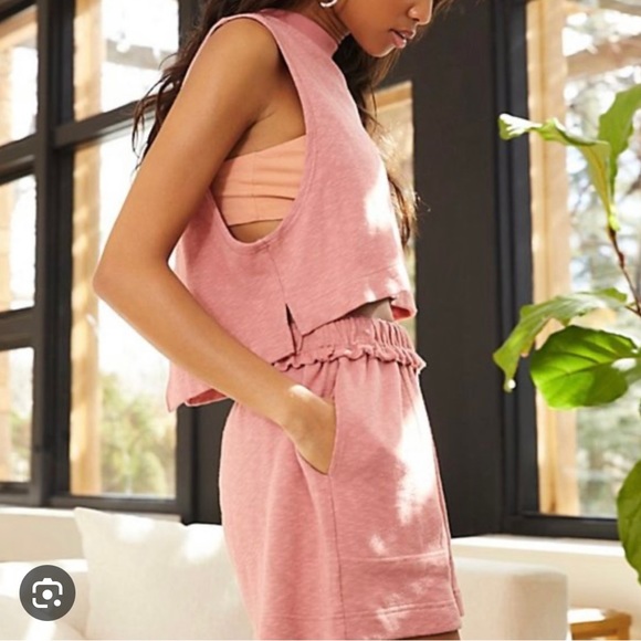 Free People High Waist Pink Shorts AND top Relaxed Fit - Picture 2 of 3